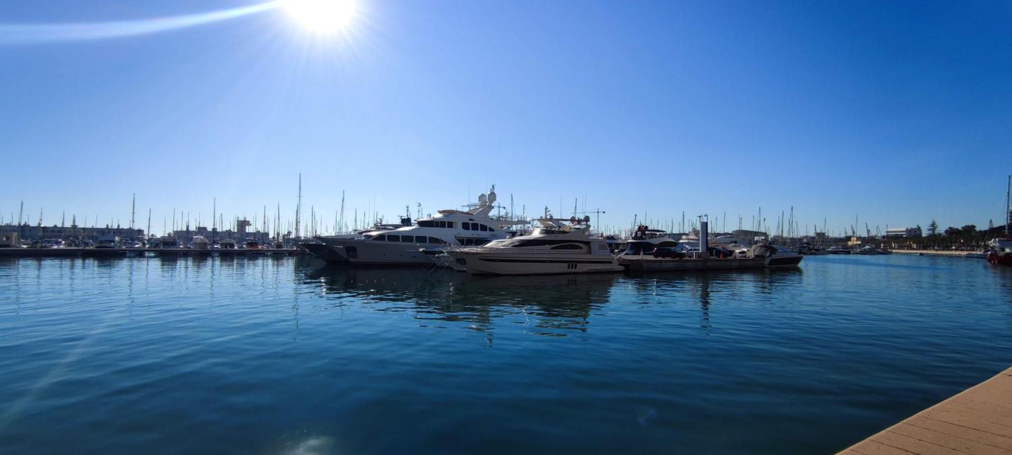 Alicante Beach And Center 外观 照片